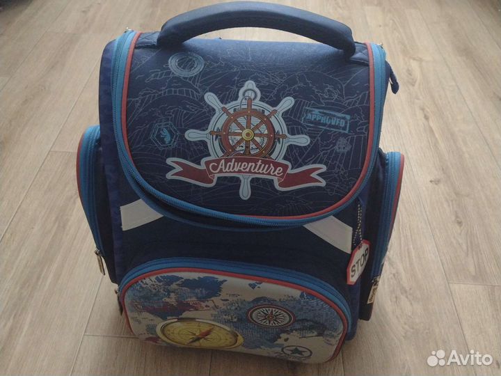 Школьный рюкзак