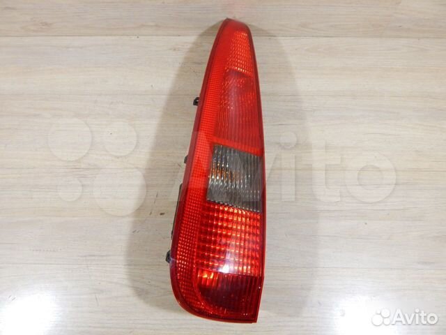 Фонарь левый Ford Fusion до рестайлинга