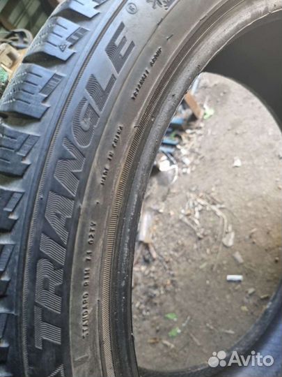 Triangle Snowlink TWT02 215/45 R17 91R