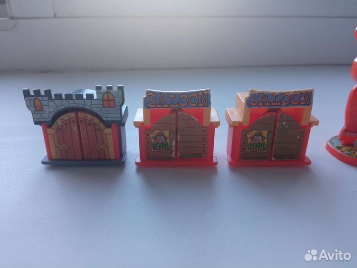 Игрушки из киндера 90х