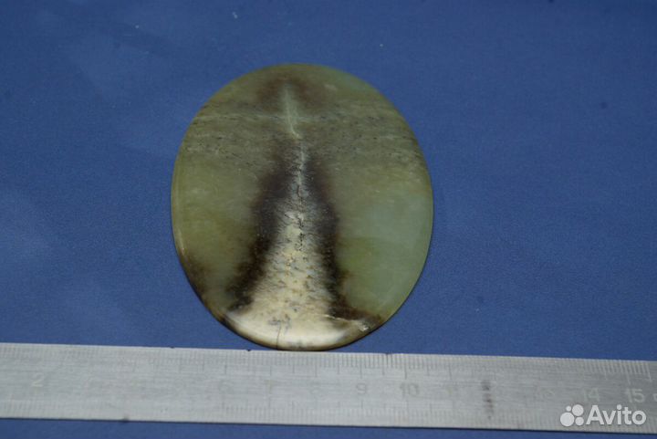 Нефрит с пейзажем