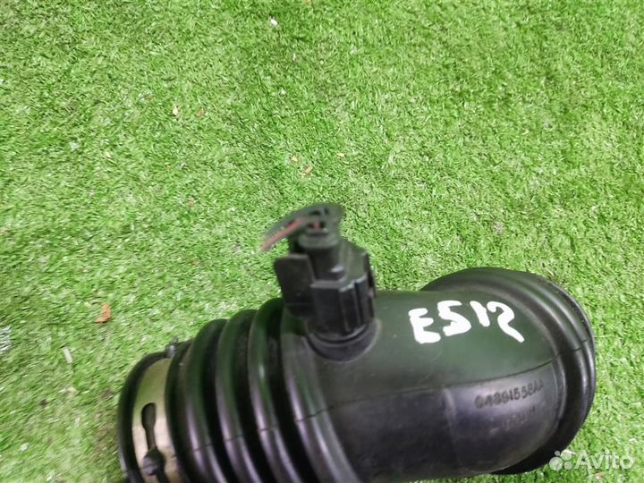 Патрубок дроссельной заслонки Chrysler PT Cruiser