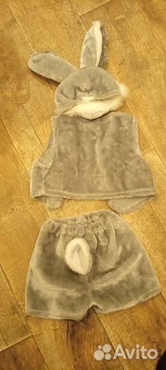 Новогодний костюм зайчика