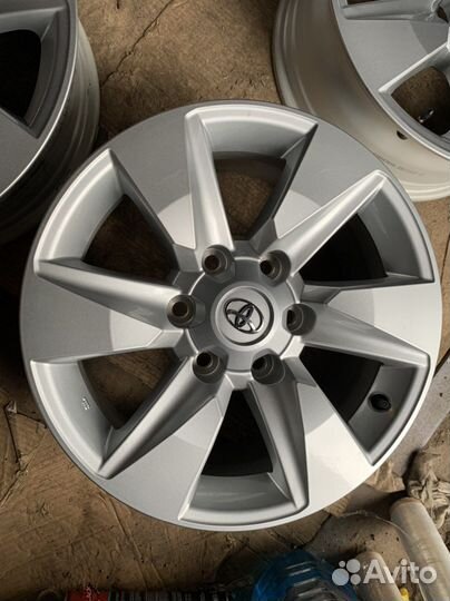 Prado Fortuner Hilux новые 17 диски оригинал
