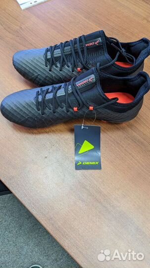 Бутсы Demix Exponenta FG 44р