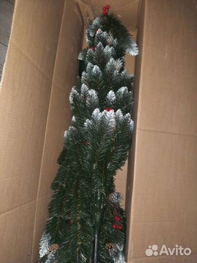 Елка искусственная