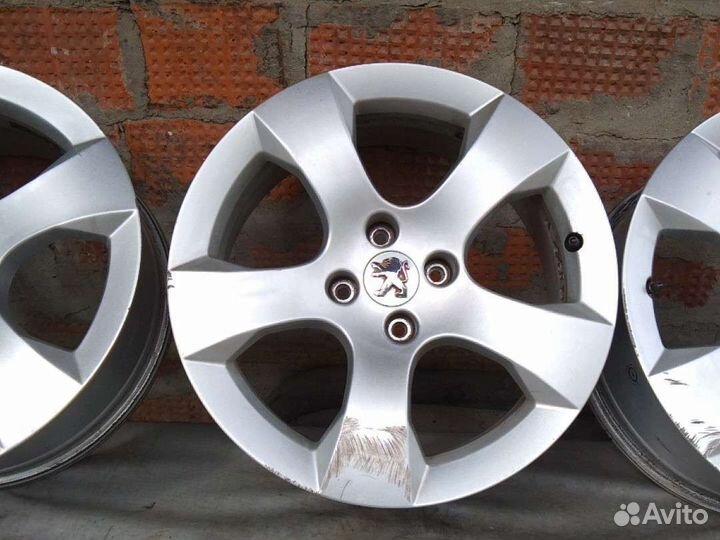 Диски литые оригинал R17 Peugeot 3008