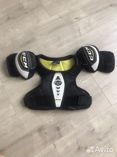 Нагрудник хоккейный ccm