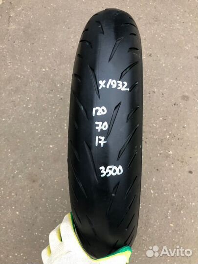 120/70 R17 bridgestone hypersport s22 1932x