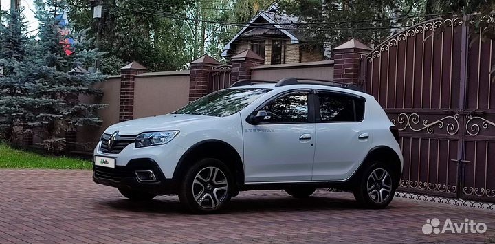 Renault Sandero Stepway 1.6 CVT, 2018, 55 000 км