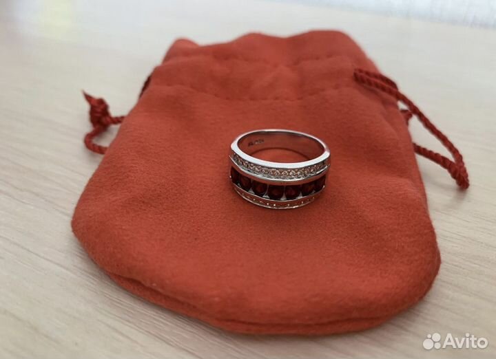Серебряное кольцо женское