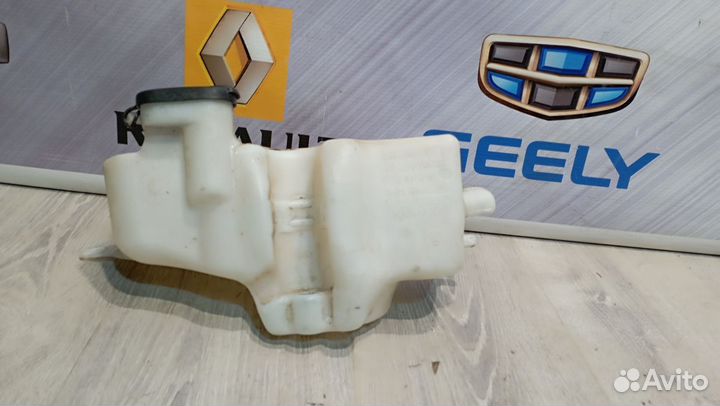 Бачок омывателя Renault symbol