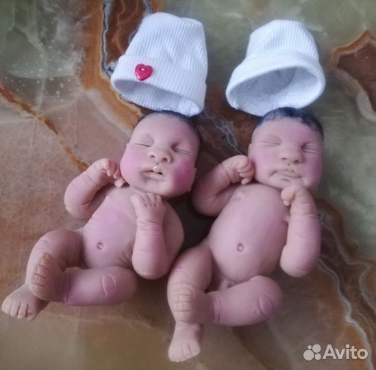 Маленькие куколки, Франция