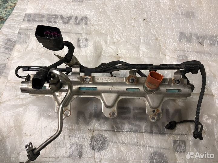 Cdab VW Passat B7 Топливная форсунка 06H906036H