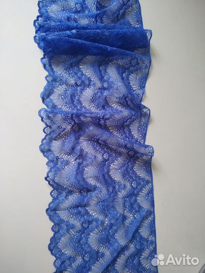 Отрез ткани кружево