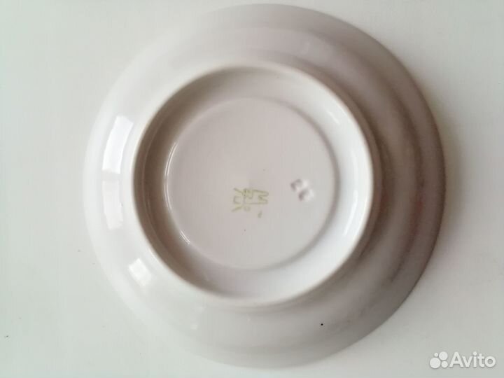 Новые блюдце тарелки салатник