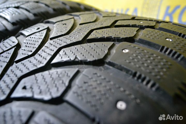 Bridgestone Blizzak Spike-01 255/55 R18