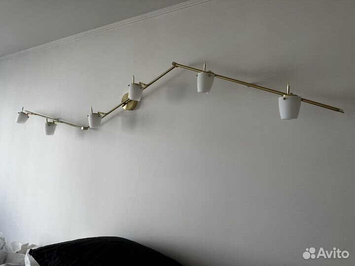 Люстра настенная