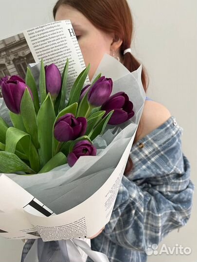 15 фиолетовых тюльпанов 8 марта Букеты