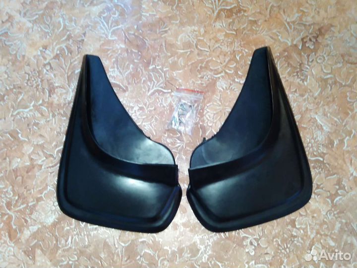 Брызговики универсальные