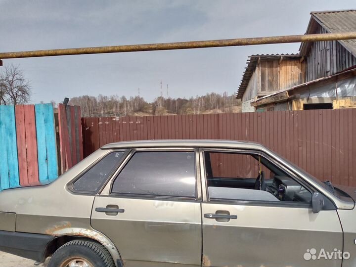 ВАЗ 21099 1.5 МТ, 2001, 100 000 км