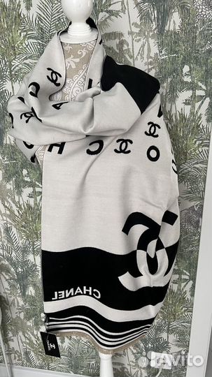 Шарфы и палантины Chanel кашемир