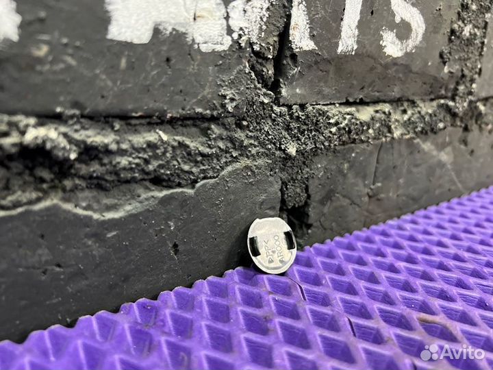 Заглушка руля Nissan X-Trail NT31-103472 MR20DE