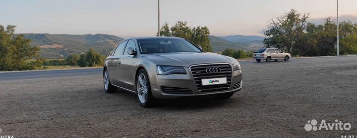 Audi A8, 2011
