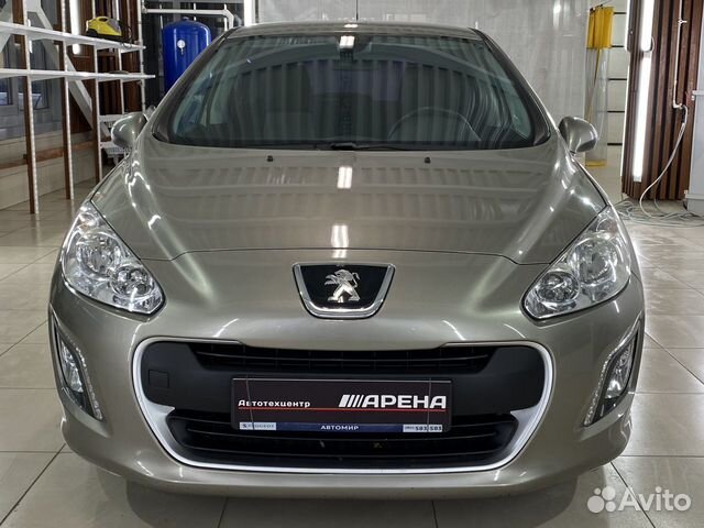 Peugeot 308 1.6 МТ, 2012, 124 000 км