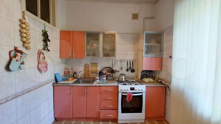 2-к. квартира, 55 м², 1/3 эт.