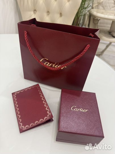 Упаковка cartier