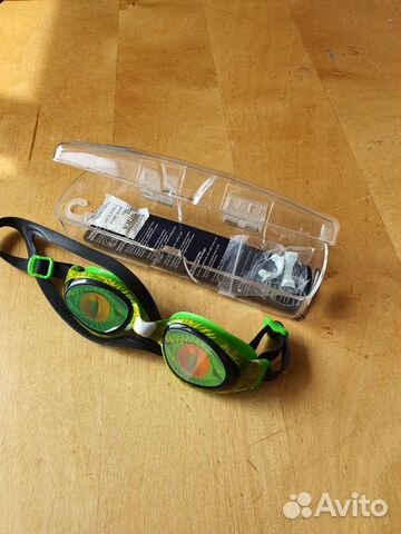 Очки для плаванья с солнцезащитным эффетом