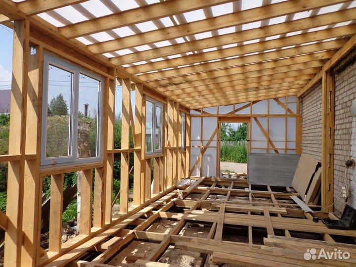 Бригада строителей