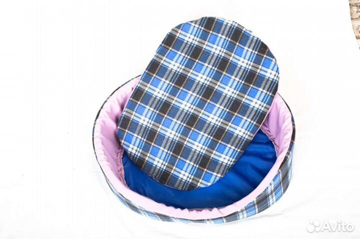 Лежанка для собак