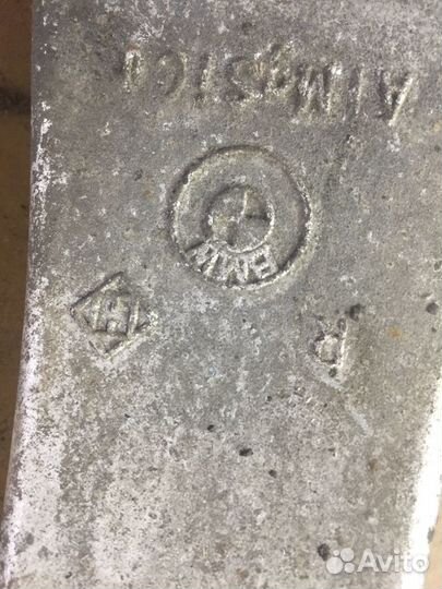 Кулак поворотный передний правый BMW F серии