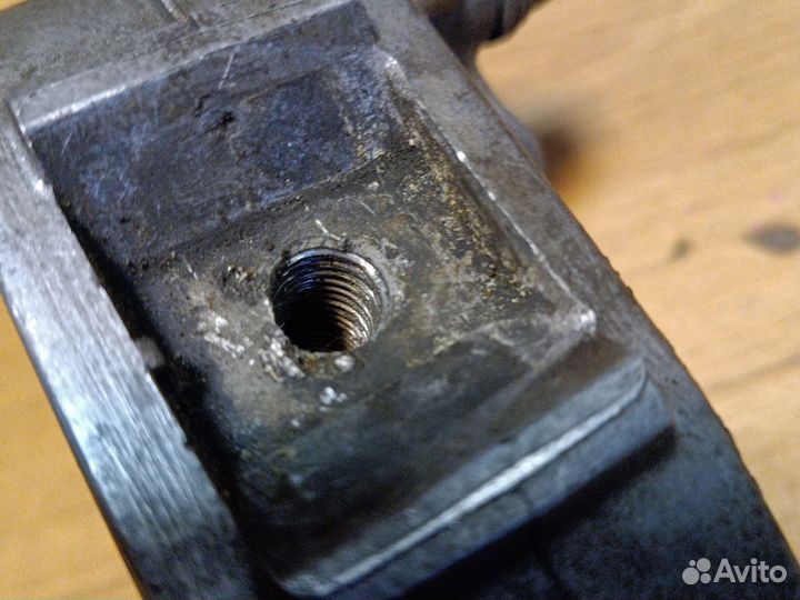 Кронштейн опоры двигателя renault