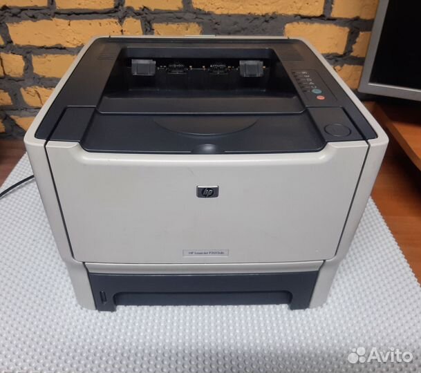 Принтер HP laserjet p2015dn