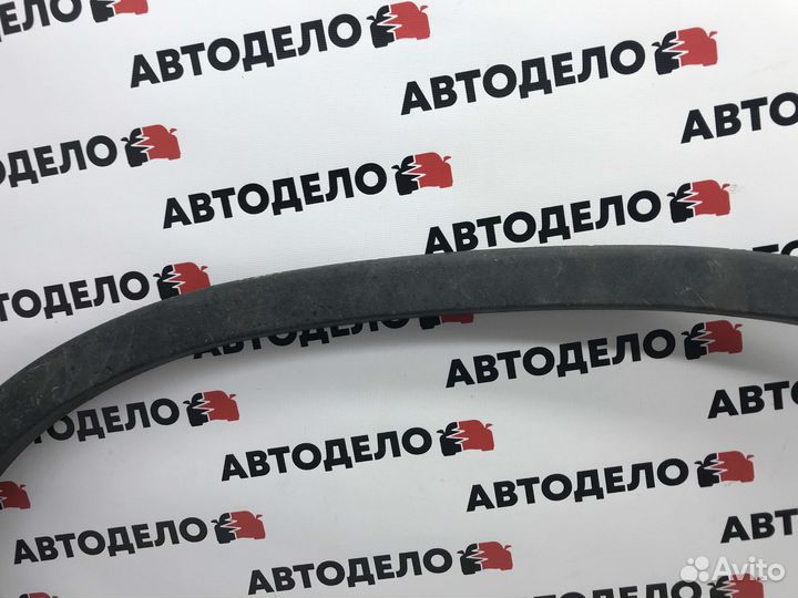 Накладка арки крыла передняя левая stvw71016M2