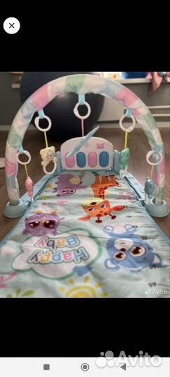 Развивающий коврик с пианино