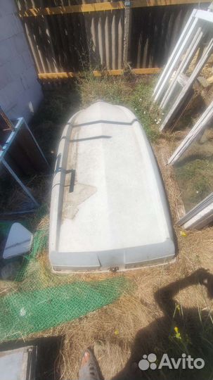 Лодка стеклопластиковая