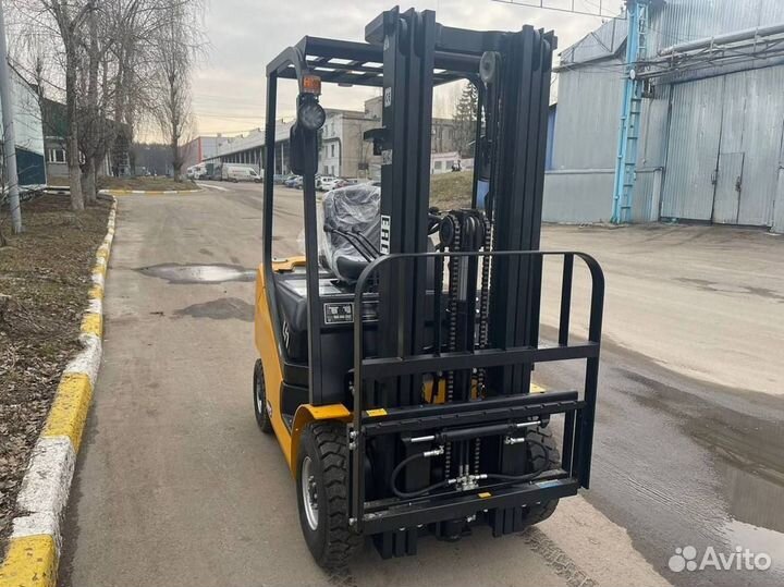 Вилочный погрузчик UN Forklifts FG15, 2023