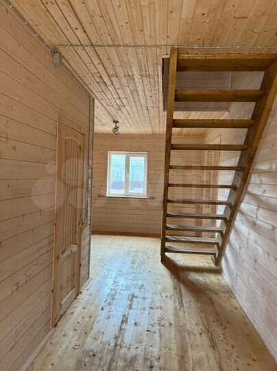 Дом 145 м² на участке 5 сот.