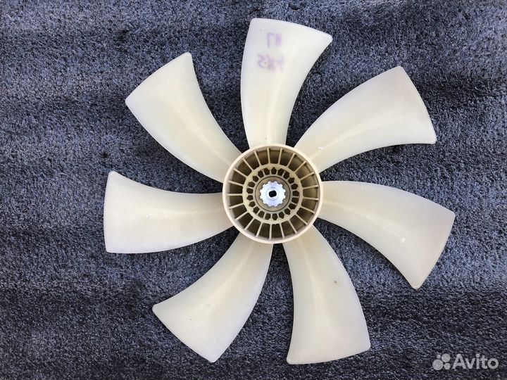 Крыльчатка охлаждения Suzuki SX4