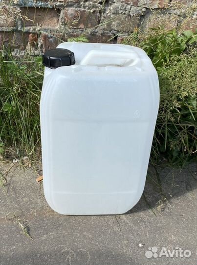 Продаю канистры