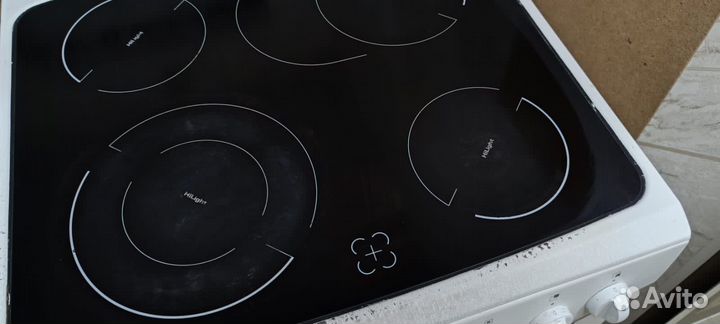 Керамическая электрическая плита Hansa 60 см