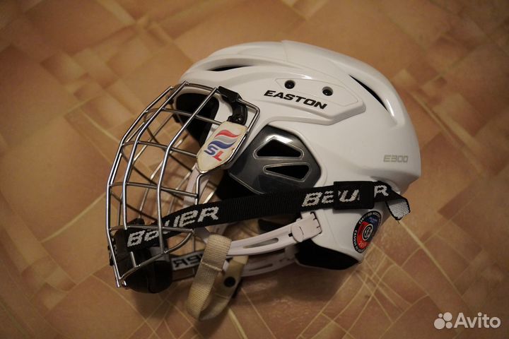 Шлем хоккейный Easton