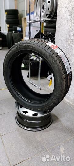 Kumho Ecsta PS71 225/45 R18 95Y