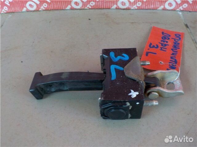 Ограничитель хода двери задний левый LADA Vesta