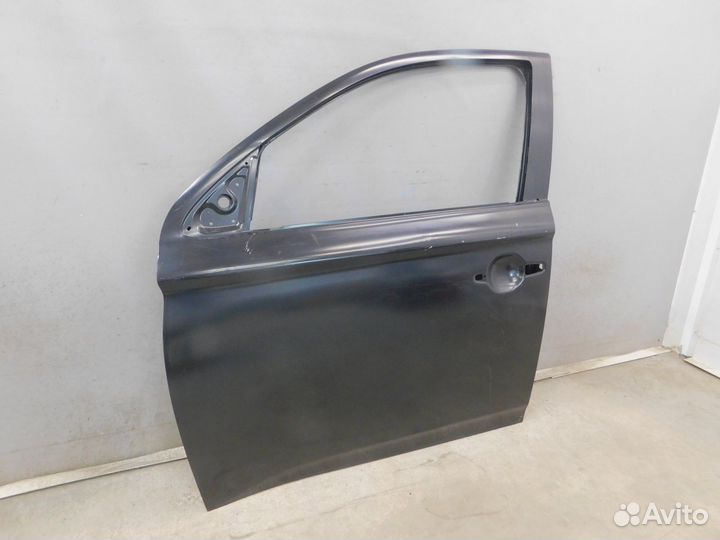 Дверь передняя левая Mitsubishi Outlander