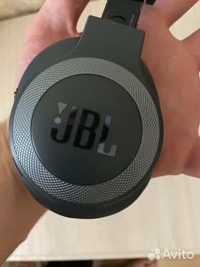 Беспроводные наушники